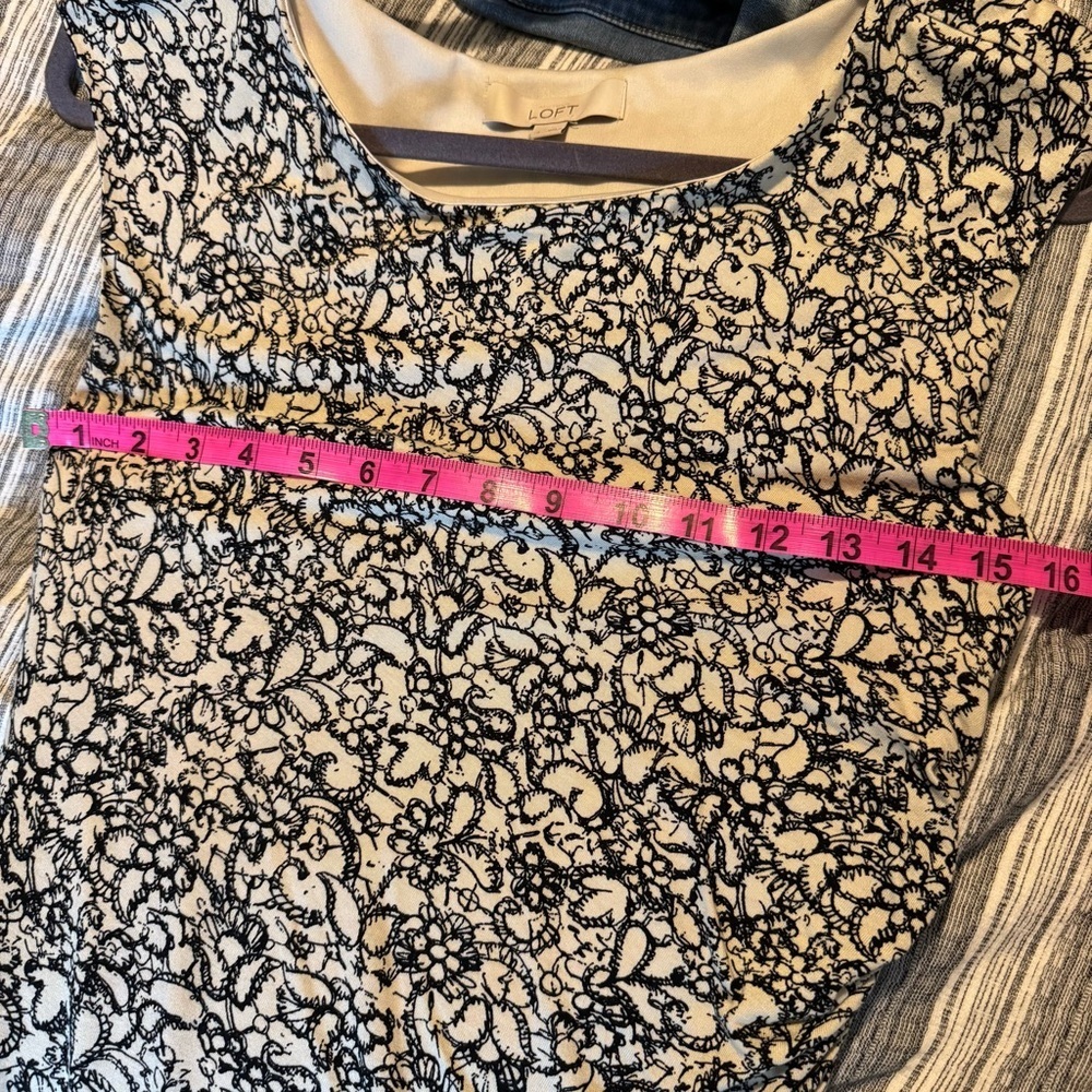 Loft Black and Cream Patterned Pencil Dress - Picture 9 of 10